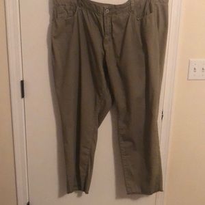 Olive green mid rise skinnies